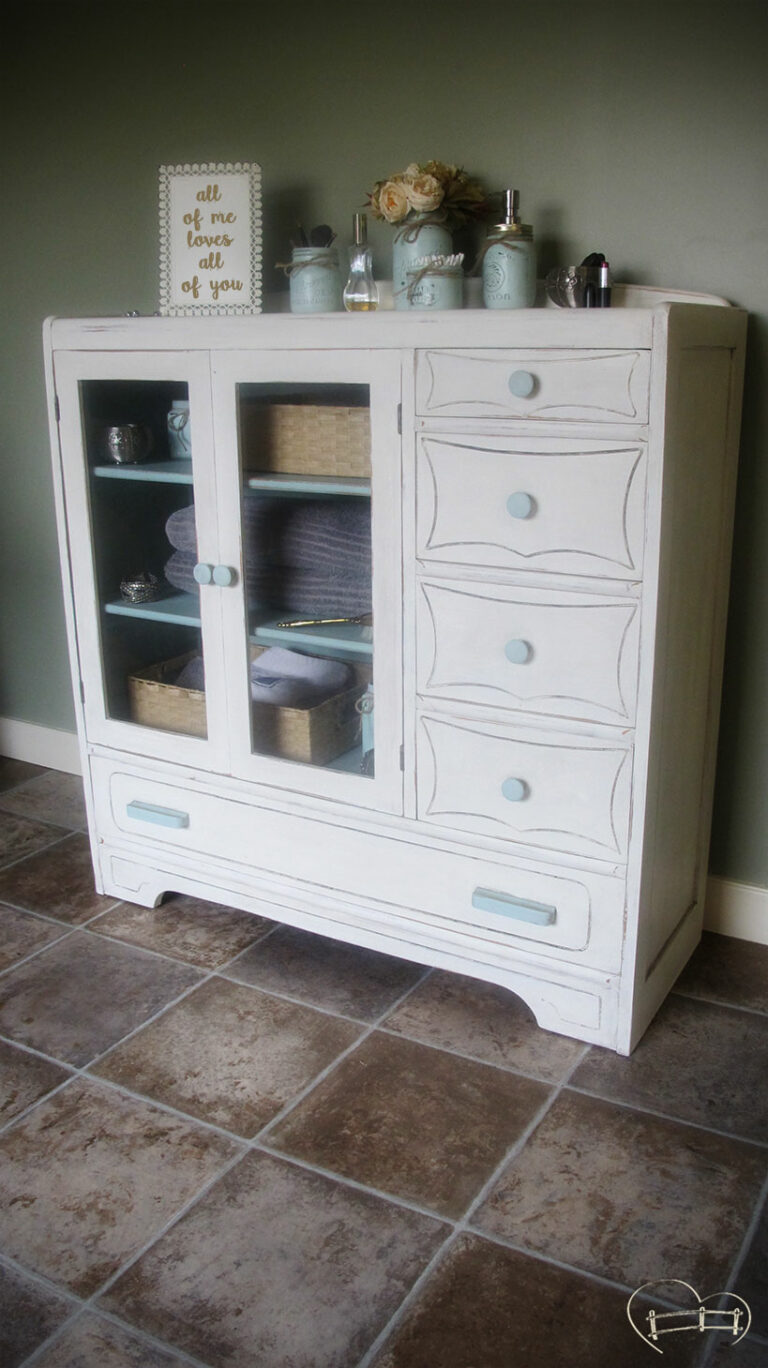 Once dining hutch, now ensuite cabinet