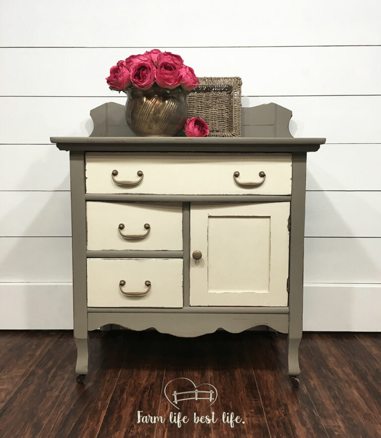 Once Again Pretty Vintage Washstand